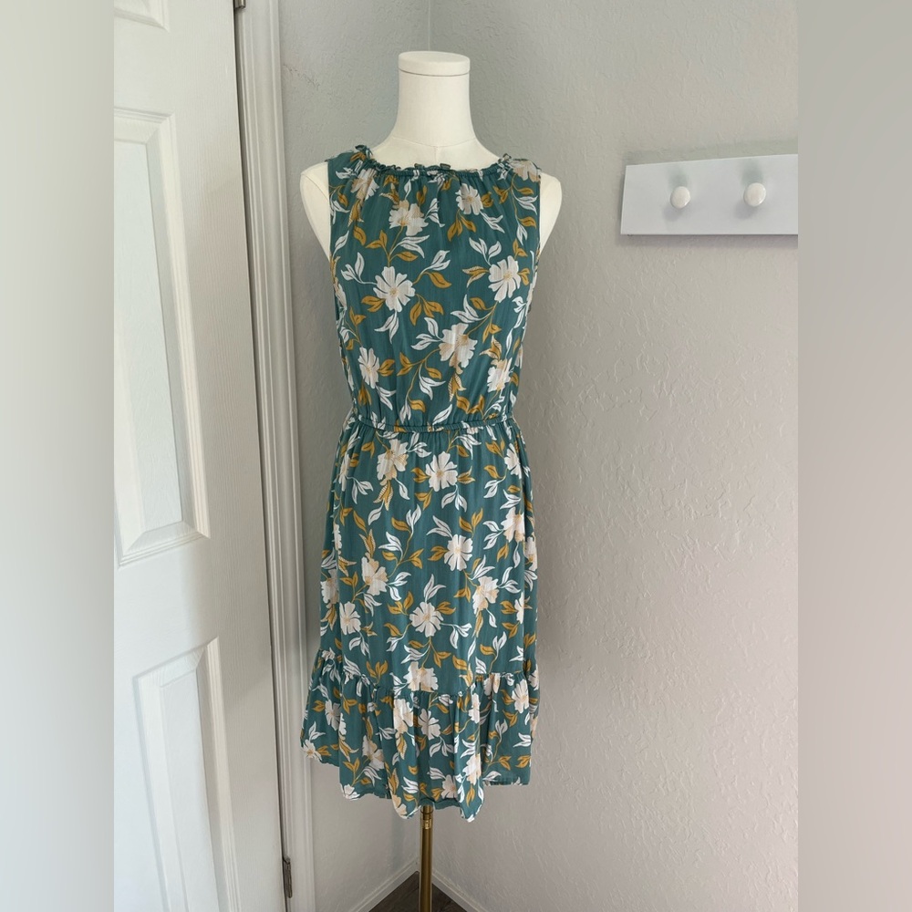 Floral Sleeveless Dress